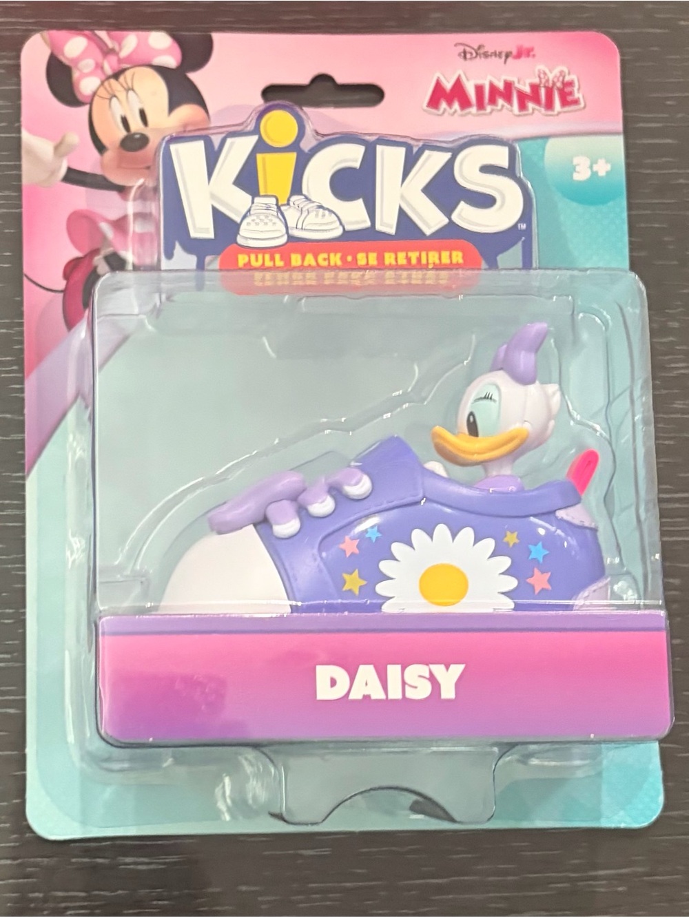 Disney Daisy Pull-Back Kicks Toy Car in Purple and White